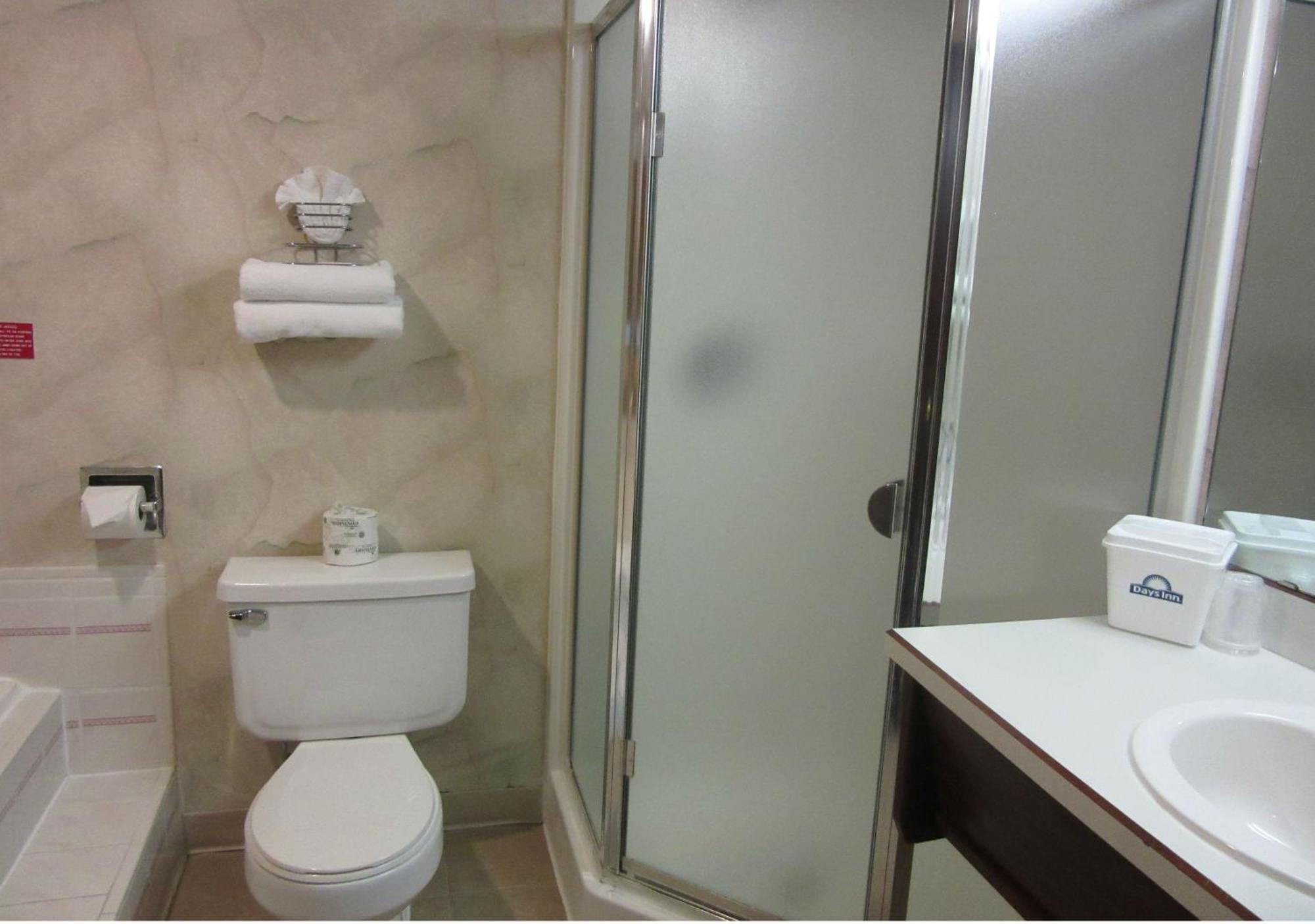 Days Inn By Wyndham Seatac Airport Habitación foto